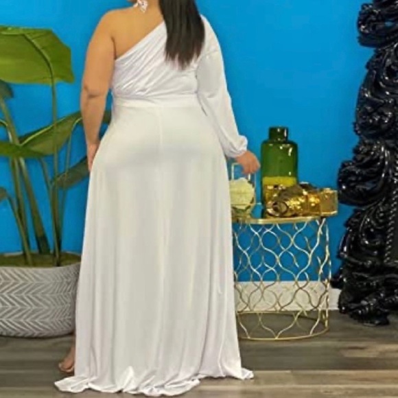 IyMoo Womens Sexy Plus Size One Shoulder Long Sleeve High Low Maxi Dress - Picture 2 of 11